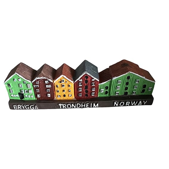 0306020486 Trondheim polyresin bryggerekka.jpg
