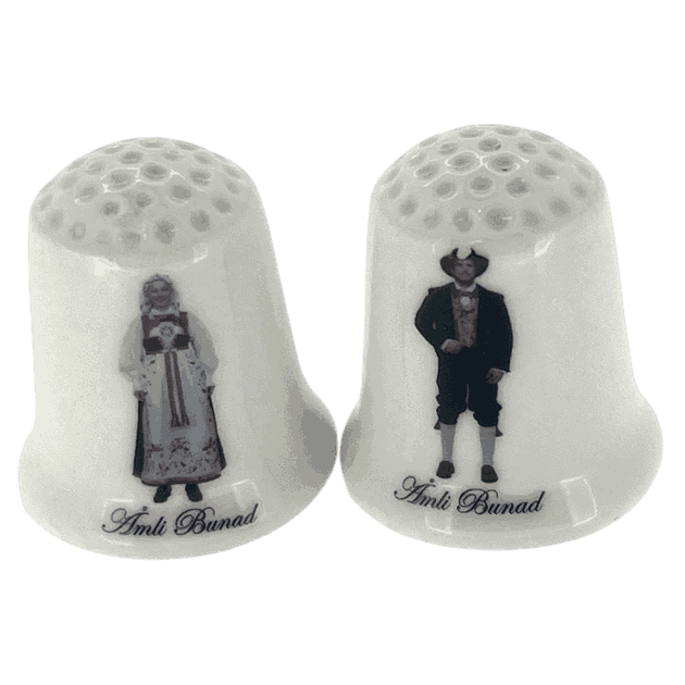 0205022466 Fingerbøl Bunad.png