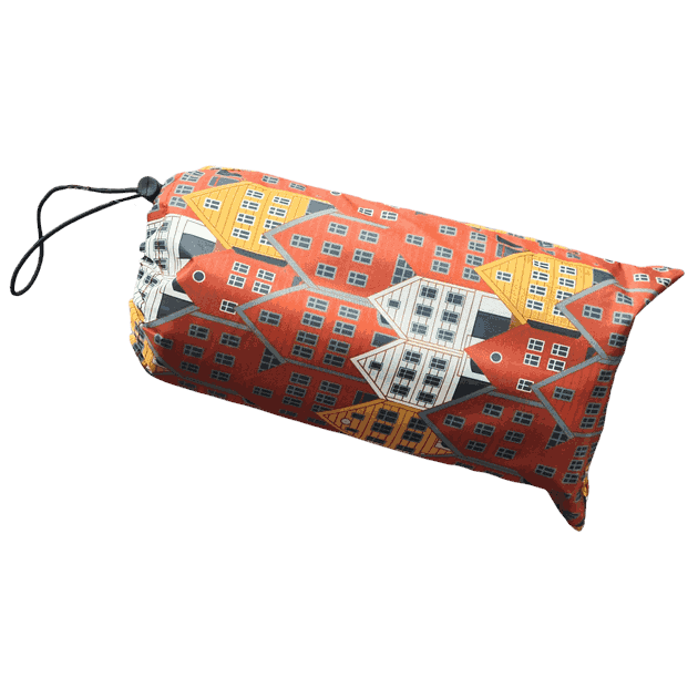 0604025214_Rel Bryggen poncho bag.png